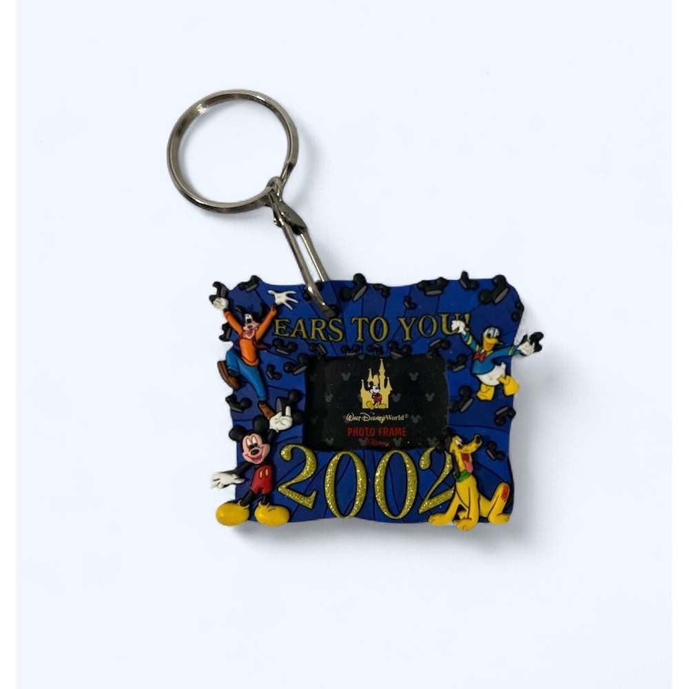 Disney Keychain key chain ring 2002 Walt Disney World frame rubber magical place